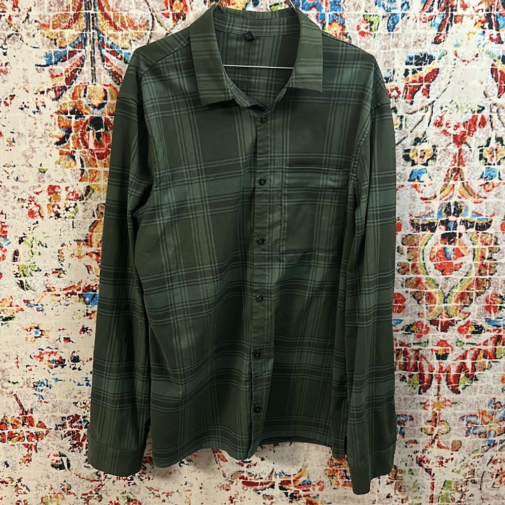 Lululemon button up shirt
